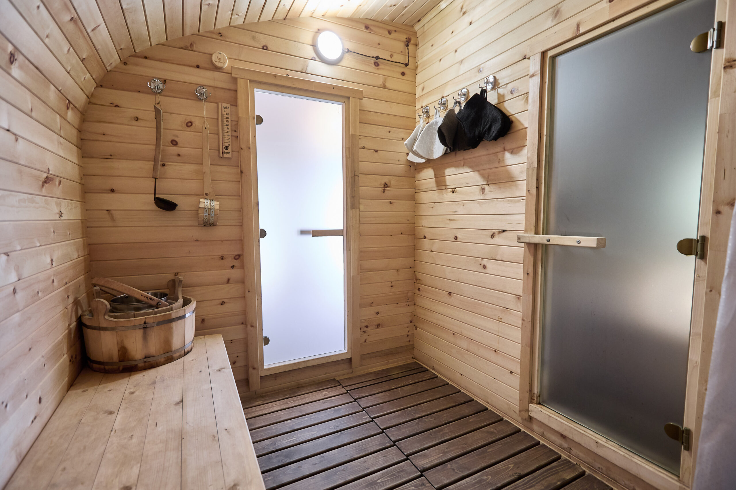 Настоящая баня на дровах в Mopxun House